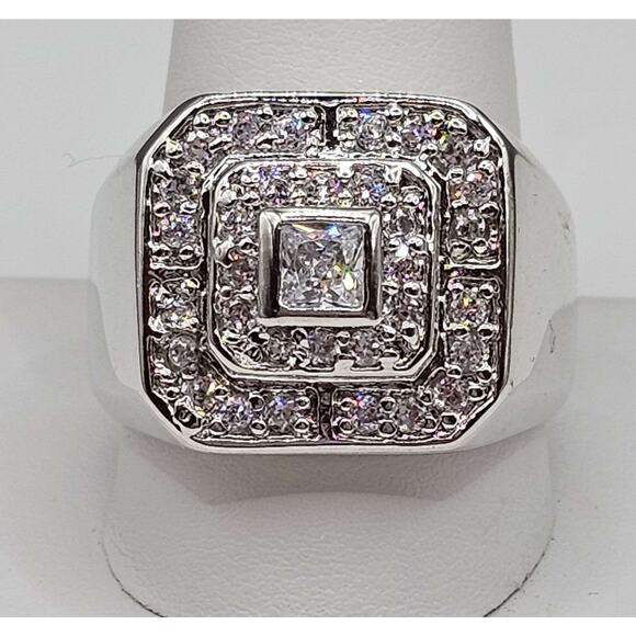 Men's 14 Kt 7.25 Cttw Lab Simulated Diamond Ring - Picture 2 of 5